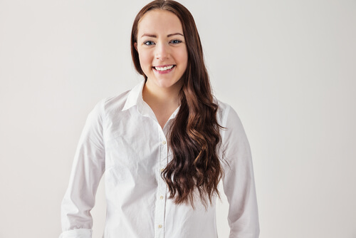 חולצות מכופתרות לנשים בזול